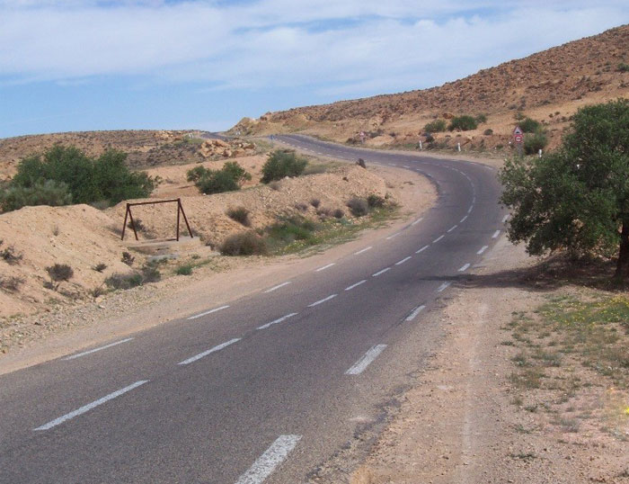CETA - Etude de réhabilitation de 80km de routes de l’état dans les gouvernorats de Sidi Bouzid, Gabès et Tataouine